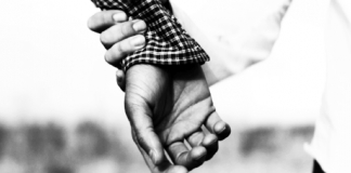 Kurzfilm: This place I hurt to be | Genau hinhören. Die Chance ergreifen. Nur dieses eine Mal.