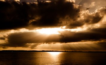 Foto: Sonnenuntergang in Laboe Foto: Sonnenuntergang in Laboe