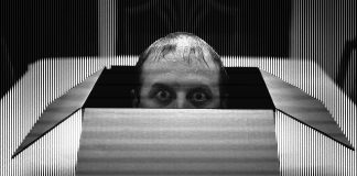 Kurzfilm: Other Side of the Box Kurzfilm: Other Side of the Box