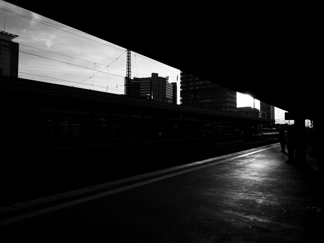 Foto: Gegenlicht am Hauptbahnhof Essen